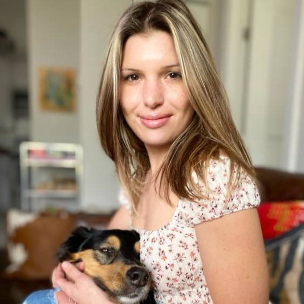 Meet your Posher, Dakota